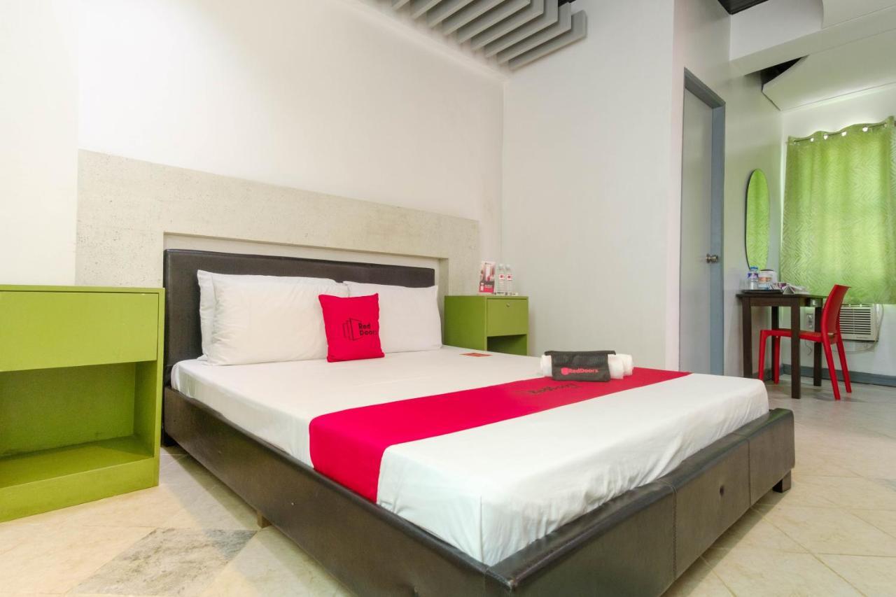 Reddoorz Near Waltermart Subic Otel Dış mekan fotoğraf